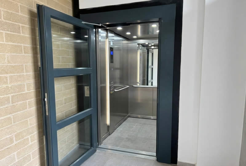 Descubra ya ascensor residencial de cabina muy moderna y solicite asesoría experta para una solución segura, moderna y confiable con Ascensores Fahenn en Bogotá, Colombia